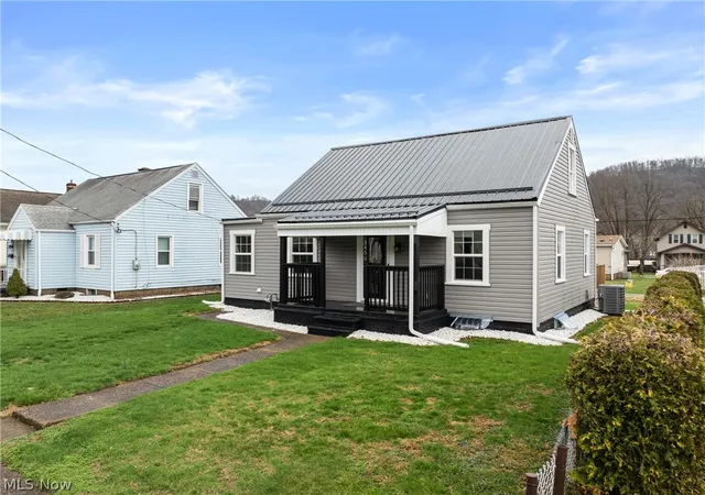 3rd image of 3450 Elk Ave, Shadyside, OH 43947 | MLS# 5191912