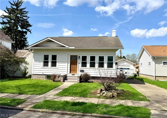 Homes for sale in Newcomerstown, OH | 486 Mckinley Ave, Newcomerstown, OH 43832 | MLS# 5198756