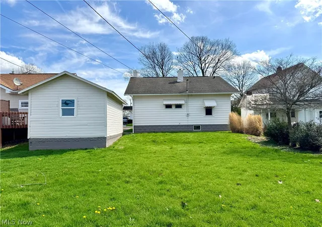 Homes for sale in Newcomerstown, OH | 486 Mckinley Ave, Newcomerstown, OH 43832 | MLS# 5198756