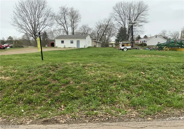 Homes for sale in Wellsville, OH | 1112 Mick Rd, Wellsville, OH 43968 | MLS# 5198833