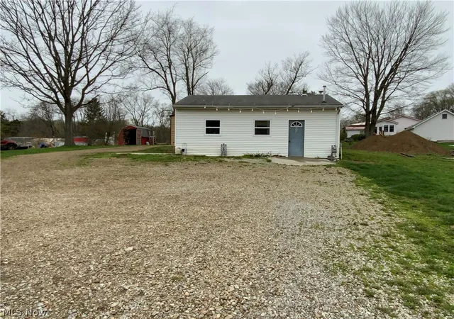 Homes for sale in Wellsville, OH | 1112 Mick Rd, Wellsville, OH 43968 | MLS# 5198833
