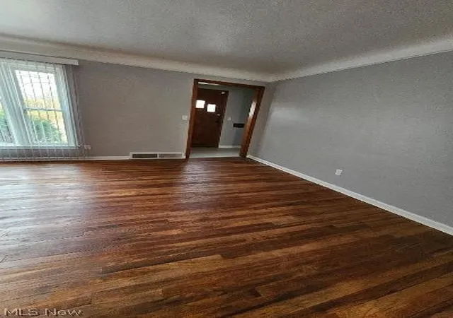 4th image of 19812 Marvin Rd, Cleveland, OH 44128 | MLS# 5197491