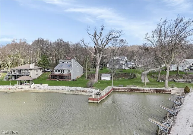 Homes for sale in Lakeside Marblehead, OH | 2548 Bay Vista Dr, Lakeside Marblehead, OH 43440 | MLS# 5198925
