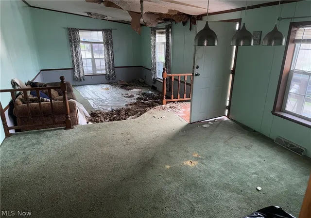 4th image of 1049 Buckeye St, Bridgeport, OH 43912 | MLS# 5198997