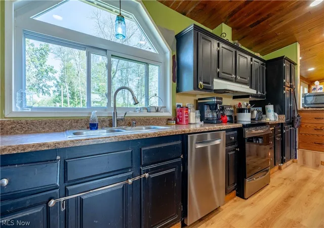 Homes for sale in Salineville, OH | 5267 Apollo Rd Ne, Salineville, OH 43945 | MLS# 5199139