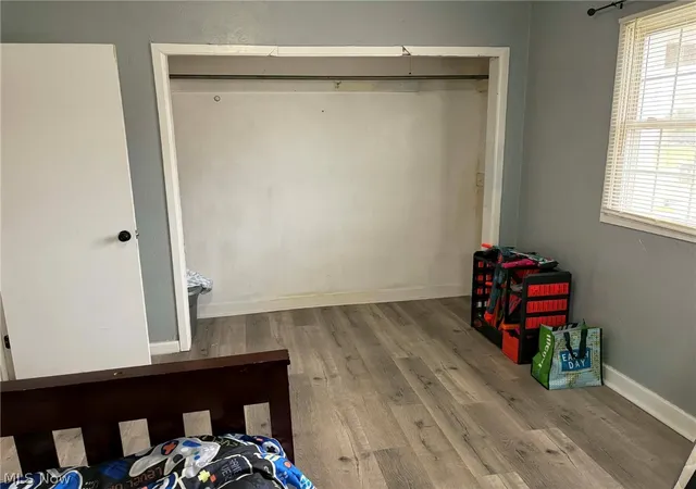 Photo 4 of Single family home for sale at 990 N Trimble Rd, Mansfield, OH 44906 | MLS# 5199409 | Listing updated on 2026-08-18
