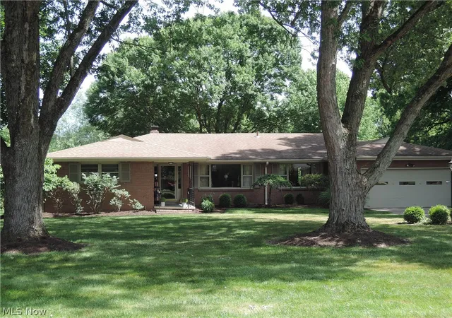 2nd image of 2004 Burning Tree Lane, Youngstown, OH 44505 | MLS# 5198774