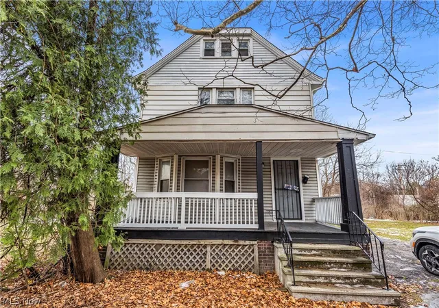 Homes for sale in Cleveland, OH | 724 E 133rd St, Cleveland, OH 44110 | MLS# 5199347