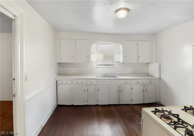 3rd image of 499 Brown St, Akron, OH 44311 | MLS# 5191431