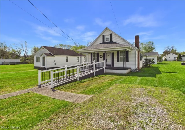 Homes for sale in Parkersburg, WV | 90 S Third St, Parkersburg, WV 26101 | MLS# 5199186