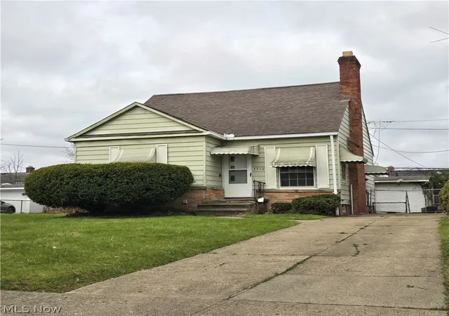 Homes for sale in Shaker Heights, OH | 3710 Pennington Rd, Shaker Heights, OH 44120 | MLS# 5199703