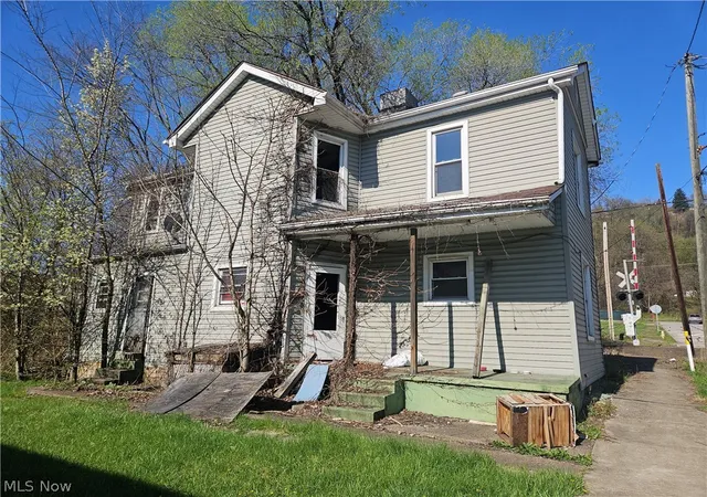 Homes for sale in Steubenville, OH | 612 Ross St, Steubenville, OH 43952 | MLS# 5199737