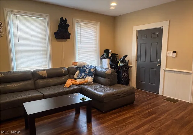 5th image of 361 Cross St, Akron, OH 44311 | MLS# 5199395