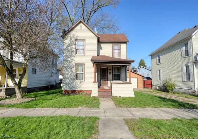 Homes for sale in Cambridge, OH | 606 S 7th St, Cambridge, OH 43725 | MLS# 5199469