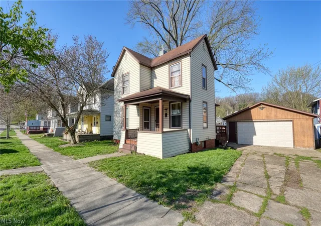 Homes for sale in Cambridge, OH | 606 S 7th St, Cambridge, OH 43725 | MLS# 5199469