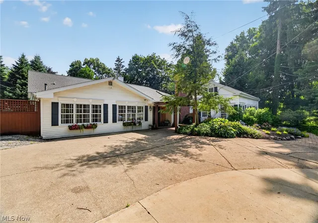 4th image of 11679 Bell Rd, Newbury, OH 44065 | MLS# 5199011
