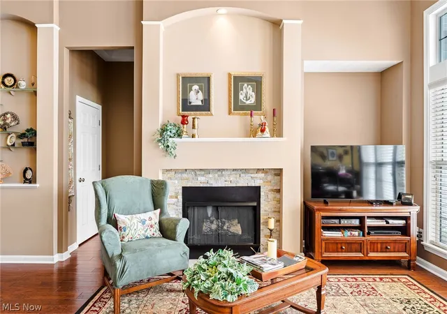 Listing Photo 3 - Condo for sale in building located at 5531 Hideaway Dr, Medina, OH 44256