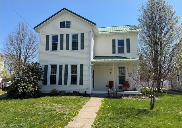 Homes for sale in New Philadelphia, OH | 417 2nd St Ne, New Philadelphia, OH 44663 | MLS# 5200006