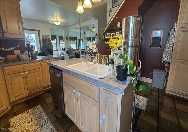 Homes for sale in New Philadelphia, OH | 417 2Nd St Ne, New Philadelphia, OH 44663 | MLS# 5200006