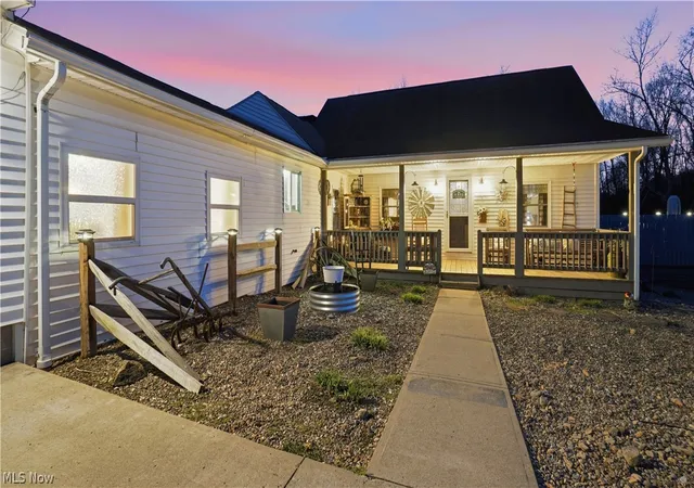 Photo 3 of Sale Pending at 65892 Endley Rd, Cambridge, OH 43725 | MLS# 5199958 | Listing updated on 2026-10-07