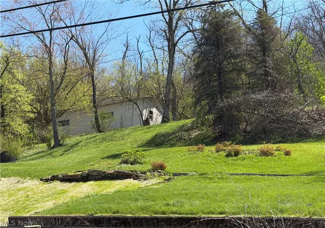 4th image of 56624 Boyd Ave, Bridgeport, OH 43912 | MLS# 5200228
