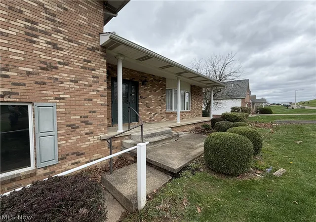 2nd image of 113 Martha Dr, St Clairsville, OH 43950 | MLS# 5199933