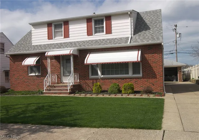 Homes for sale in Euclid, OH | 20871 Trebec Blvd, Euclid, OH 44119 | MLS# 5194368