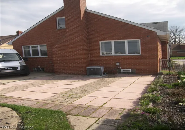 Photo 3 of Sale Pending at 20871 Trebec Blvd, Cleveland, OH 44119 | MLS# 5194368 | Listing updated on 2026-07-02