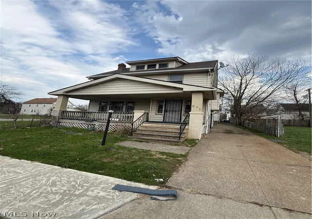 Homes for sale in Cleveland, OH | 871 E 129th St, Cleveland, OH 44108 | MLS# 5200294