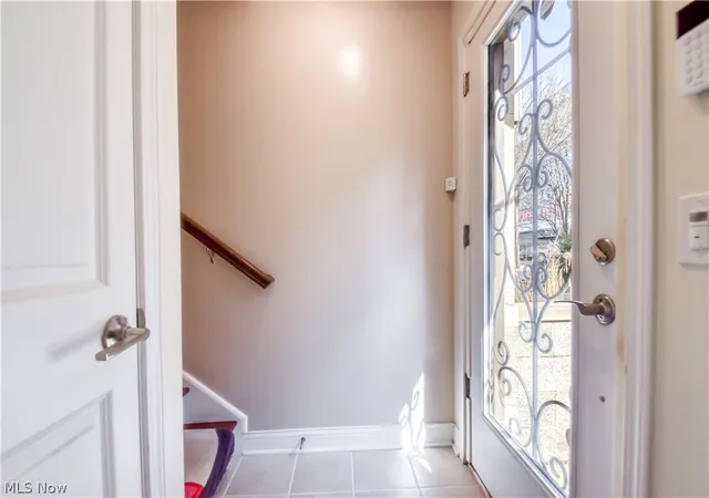 Photo 4 of Sale Pending at 1425 Lindazzo Ave, Cleveland, OH 44114 | MLS# 5198117 | Listing updated on 2026-08-31