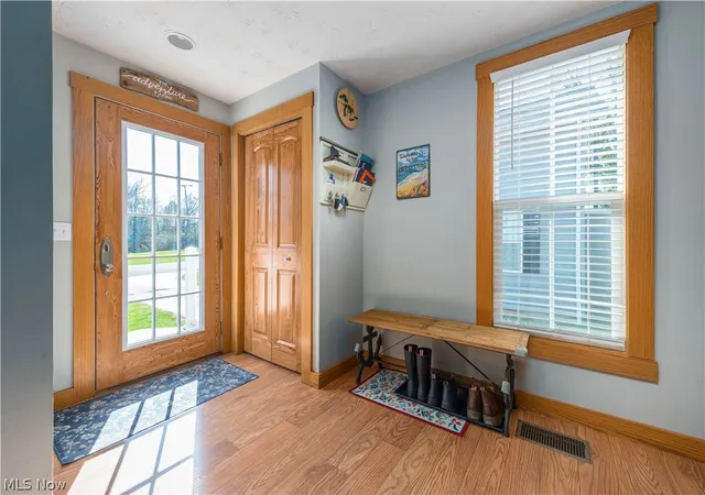 Homes for sale in Vermilion, OH | 686 Perry St, Vermilion, OH 44089 | MLS# 5200017