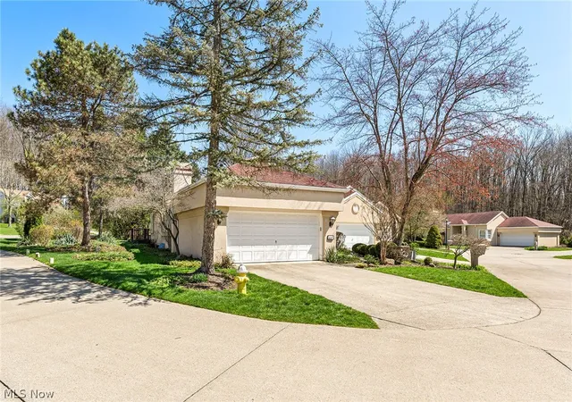 33rd image of 447 Armante Ct, Akron, OH 44313 | MLS# 5200072