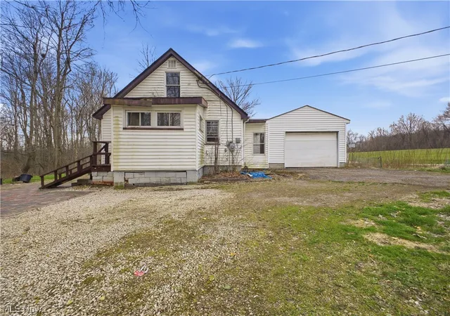3rd image of 1110 Niles Vienna Rd, Vienna, OH 44473 | MLS# 5200392