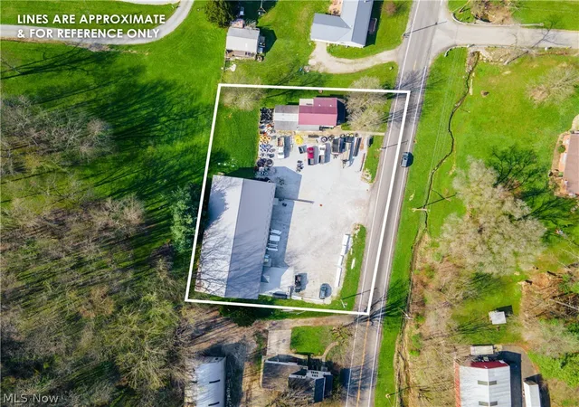 Homes for sale in Dundee, OH | 6605 State Route 515, Dundee, OH 44624 | MLS# 5200495