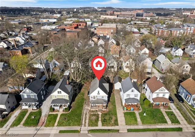 Photo 1 of Single family home for sale at 518 Sumner St, Akron, OH 44304 | MLS# 5200550 | Listing updated on 2026-08-02