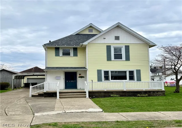 1st image of 1011 Adams St, Coshocton, OH 43812 | MLS# 5200583