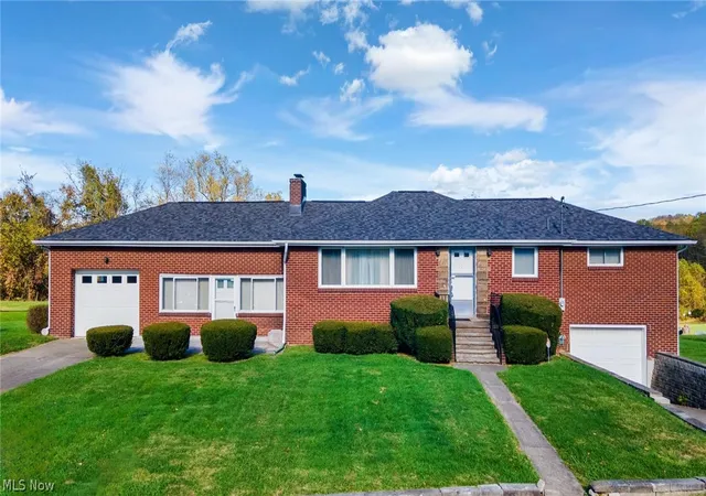 Photo 1 of Single family home for sale at 162 Locust Ln, Follansbee, WV 26037 | MLS# 5200426 | Listing updated on 2026-08-28