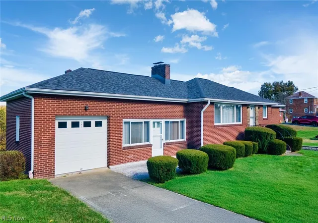 Photo 2 of Single family home for sale at 162 Locust Ln, Follansbee, WV 26037 | MLS# 5200426 | Listing updated on 2026-08-28