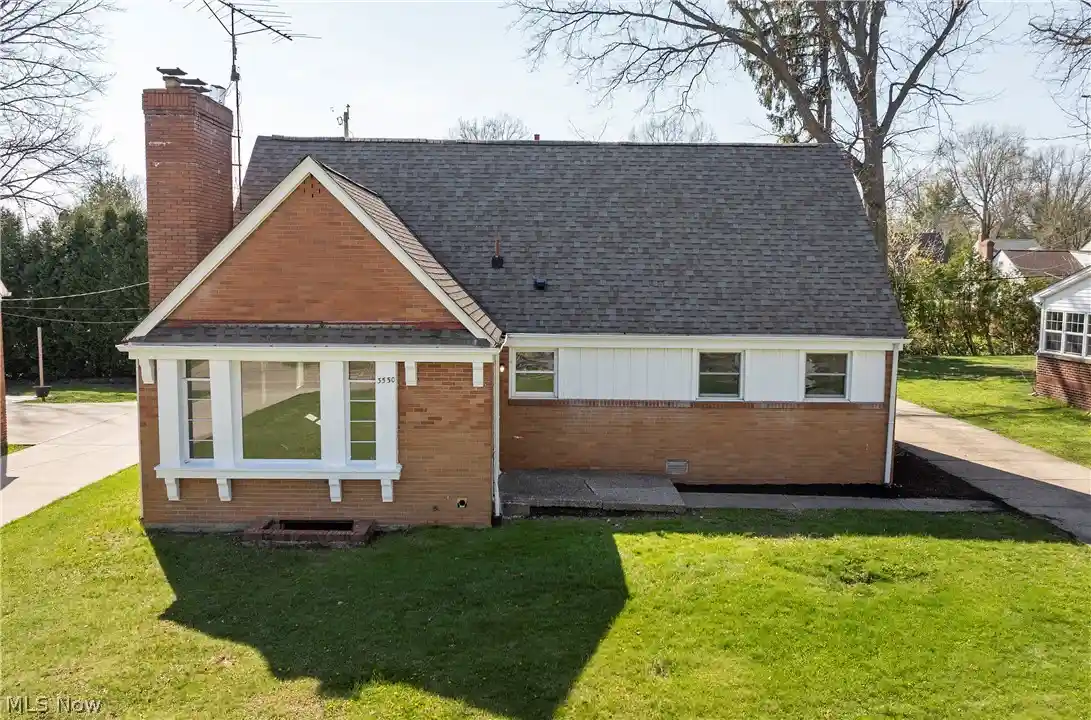 Photo 1 of Single family home for sale at 3530 Glenmere Dr, Youngstown, OH 44511 | MLS# 5200472 | Listing updated on 2026-10-22