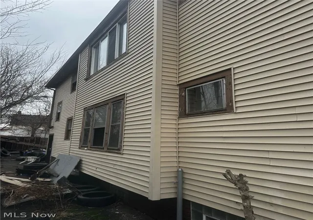 3rd image of 11709 Lenacrave Ave, Cleveland, OH 44105 | MLS# 5200610