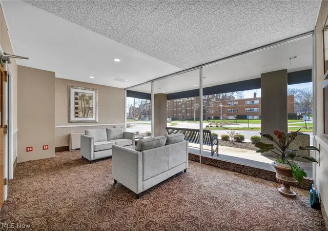 image of 12520 Edgewater Dr #806, Lakewood, OH 44107 | MLS# 5200562