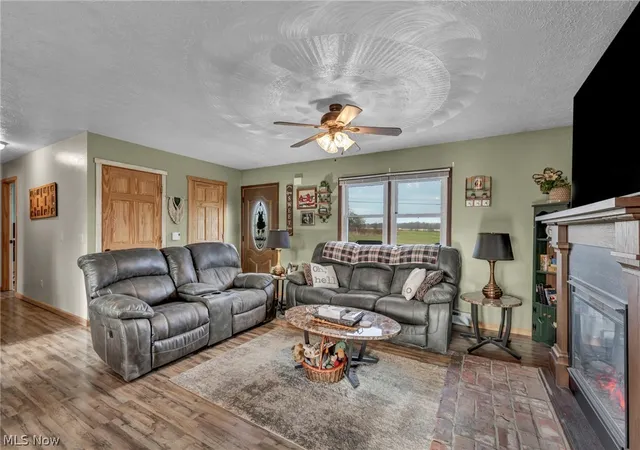 3rd image of 1540 Cinnamon Dr S, West Salem, OH 44287 | MLS# 5200586