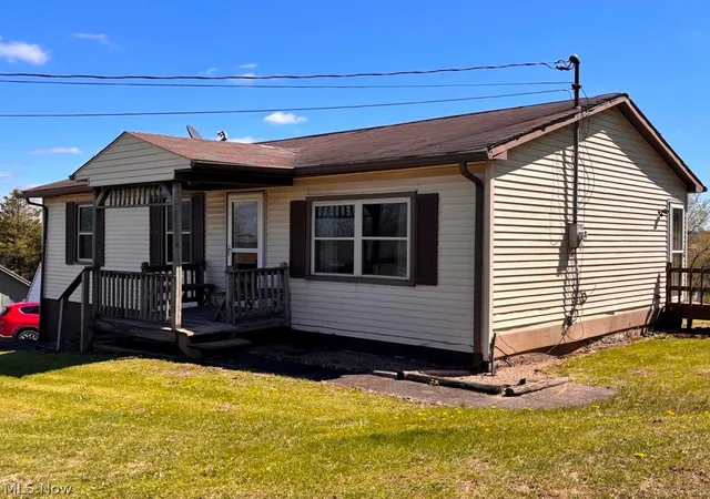 Homes for sale in Wheeling, WV | 2392 Cherry Hill Rd, Wheeling, WV 26003 | MLS# 5200714