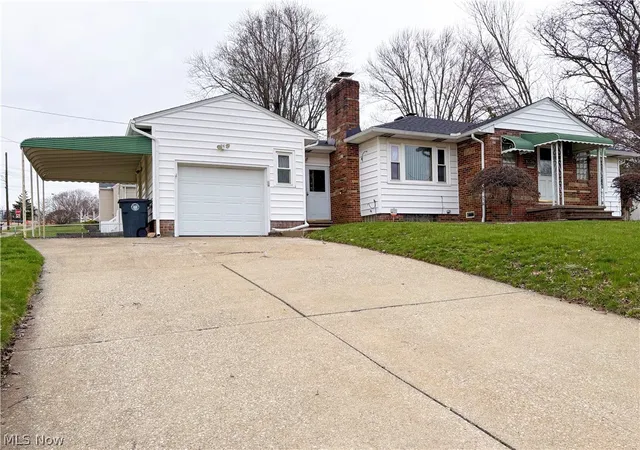 2nd image of 1528 Hammel St, Akron, OH 44306 | MLS# 5200087