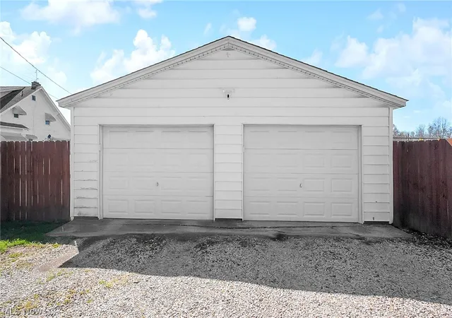 Homes for sale in Pickerington, OH | 180 W Columbus St, Pickerington, OH 43147 | MLS# 5200747