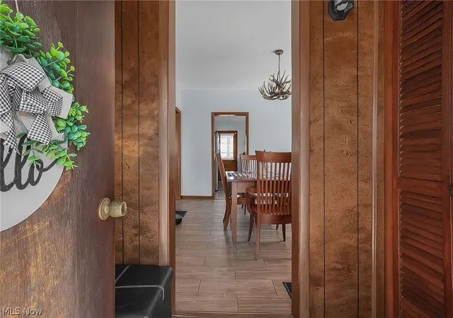 Photo 4 of Single family home for sale at 180 W Columbus St, Pickerington, OH 43147 | MLS# 5200747 | Listing updated on 2026-10-02