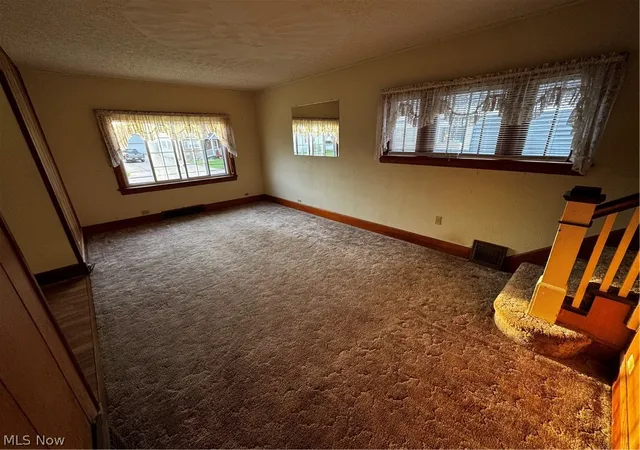 2nd image of 984 Sandusky St, Conneaut, OH 44030 | MLS# 5199189