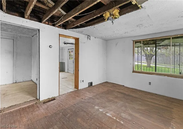 Photo 4 of Single family home for sale at 7766 Stewart Rd, Masury, OH 44438 | MLS# 5200825 | Listing updated on 2026-07-09