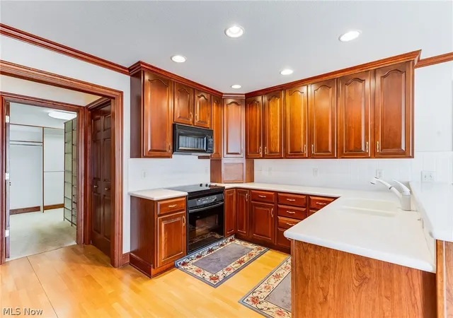 4th image of 140 Hogan Ln, Warren, OH 44484 | MLS# 5200843