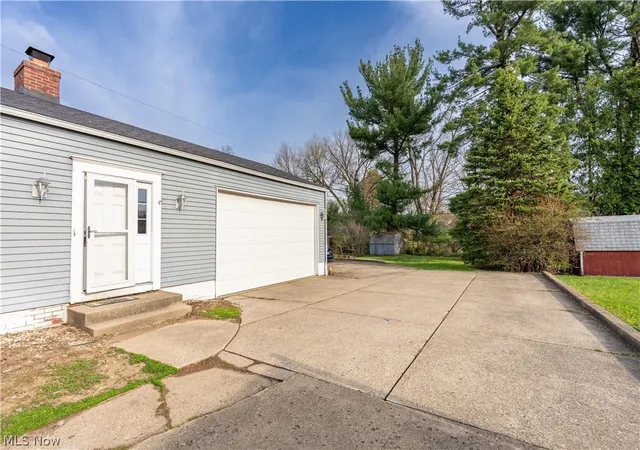 Homes for sale in North Canton, OH | 263 Everhard Rd Sw, North Canton, OH 44709 | MLS# 5201059